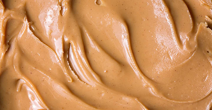 3 Reasons Peanut Butter Isn't Safe For Dogs (Or People)